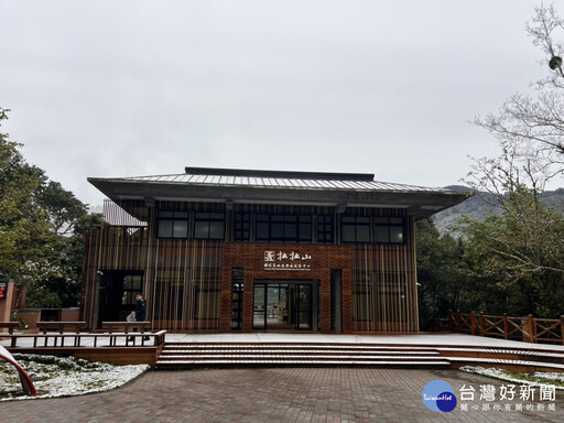 寒流發威 拉拉山上巴陵地區清晨降雪