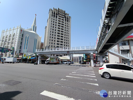 台中中清路與大鵬路口天橋走入歷史 市府5/29啟動拆除
