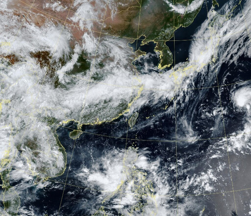 晴熱午後偶雨 吳德榮曝熱帶擾動成颱機率
