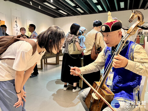 草原匠心飄洋而至 內蒙古非遺亮相高雄佛館
