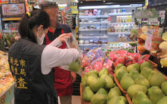 新北把關中秋節應景食品 抽驗124件全數合格