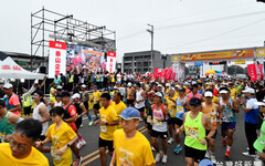 田中馬拉松開跑 萬人奔馳米倉小鎮