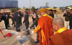 印度菩提迦耶思龍加大愛村舉行動土典禮