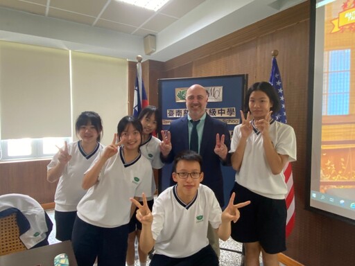 臺南慈中MOU合作夥伴美國緬因中央中學來訪