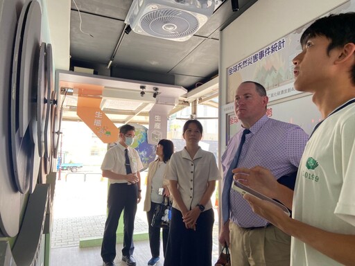 臺南慈中MOU合作夥伴美國緬因中央中學來訪