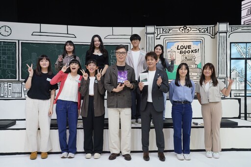 謝哲青是鐵粉 金英夏來臺唯一錄影「青春愛讀書」