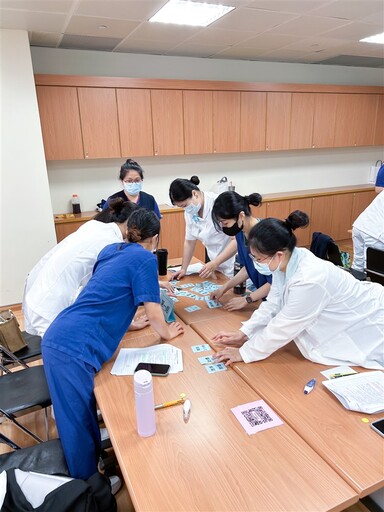 台中慈院遊戲化教學 運用於護理新進人員訓練