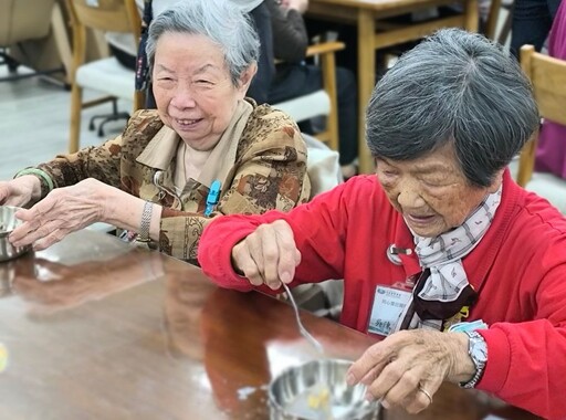 懷舊營養端午長者共享 水果八寶粽DIY