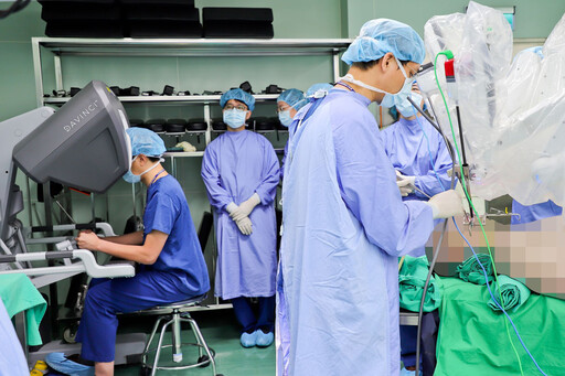 最新達文西Xi耳鼻喉與口腔外科全人模擬手術教學