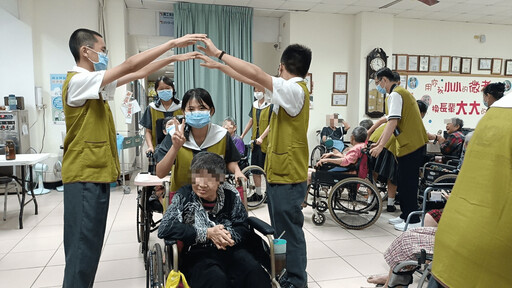 臺南慈中暑期醫院志工 凡事都是最好的安排