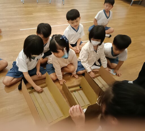 慈大兒家系馬來西亞志工服務 台灣童玩受歡迎