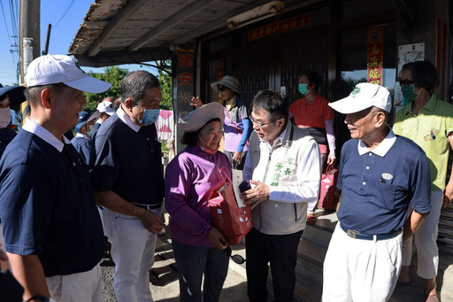 黃偉哲肯定慈濟關懷災民 善行義舉撫慰人心