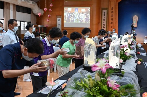 宜蘭縣長出席慈濟七月吉祥月祈齋戒祈福會