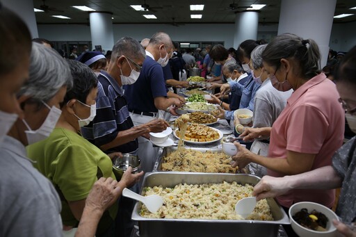 臺南靜思堂 蔬食buffet邀鄉親齋戒共善