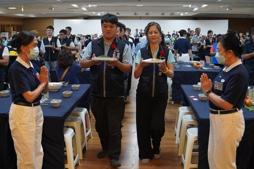 臺中靜思堂七月吉祥 御守祈福卡祝福人人平安