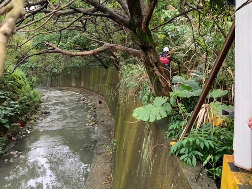 新北市動保處首辦溯溪涉水高空教育訓練