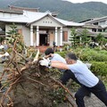 康芮颱風重創靜思精舍 林欣榮院長帶隊清理