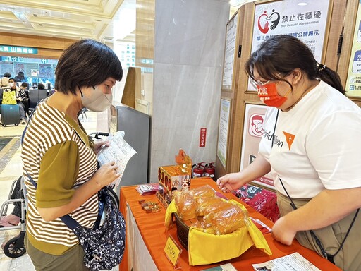 台灣世界展望會攜手屏東在地醫院 助弱勢家庭走出困境