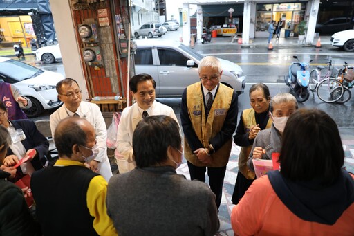 跨年後冷氣團來襲 花蓮慈院為寒士送暖