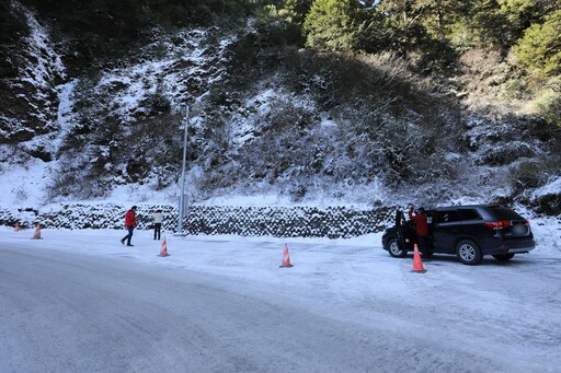 花蓮慈院醫師教技巧 冬日泡湯、追雪有一套