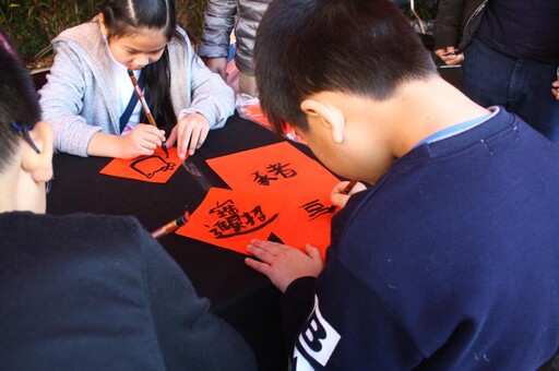 小龍迎新春昂萬福 竹美館1月18日迎春揮毫