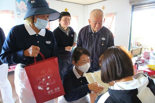 嘉義慈濟啟動慰問大埔地震民眾安心祝福家訪