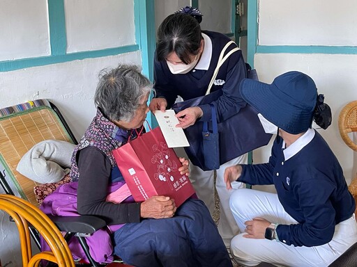 嘉義慈濟啟動慰問大埔地震民眾安心祝福家訪