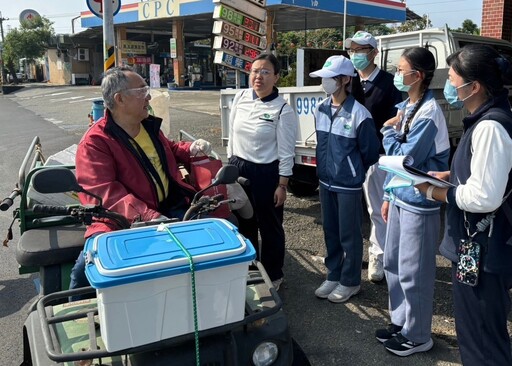 家訪有愛善行無限 臺南慈中親師生在楠西送祝福