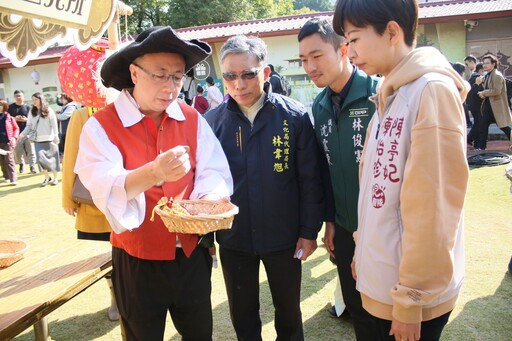 熱蘭遮市集移師赤崁樓 四大族群熱情開市