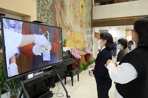 花蓮慈院蔬福元宵 黃金「五圓」為病人點燈祝福