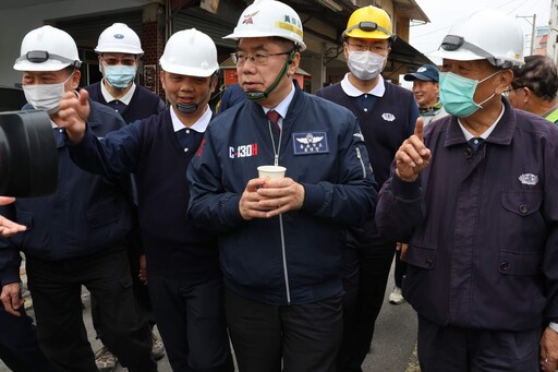 臺南市長黃偉哲感恩慈濟協助震災戶修繕復原