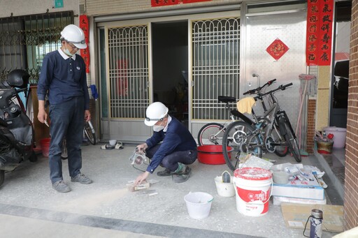 黃偉哲市長視察楠西修繕進度 盼災民早日安居