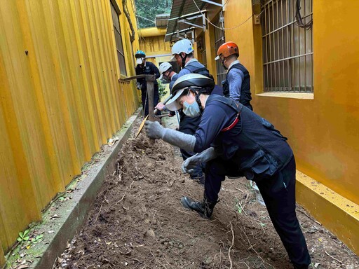 慈濟0121震災修繕 協助祿馬山靈佛寺復原