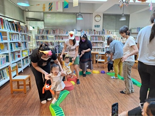 伊甸攜手鳥松圖書館 親子同樂齊步走