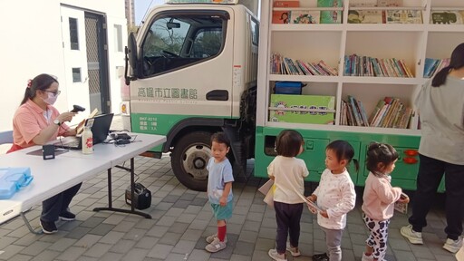 綠書房前進凹子底幼兒園 分享台語生態故事