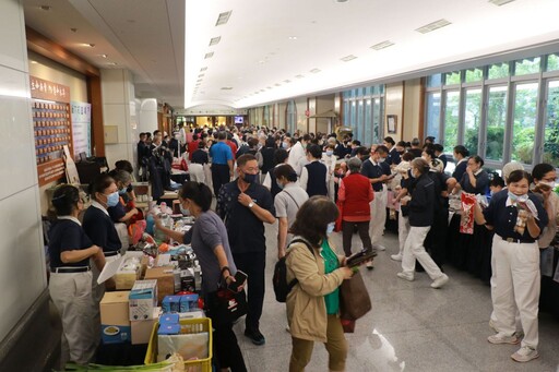 台中慈濟醫院大愛共善惜福市集 募愛助緬甸震災