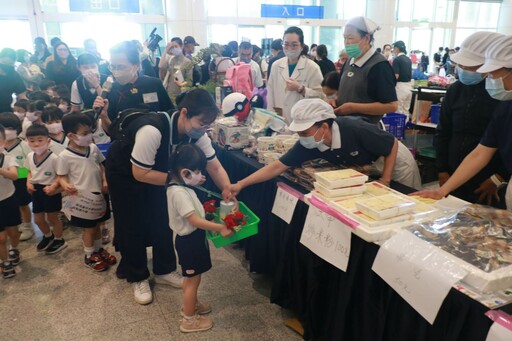 台中慈濟醫院大愛共善惜福市集 募愛助緬甸震災