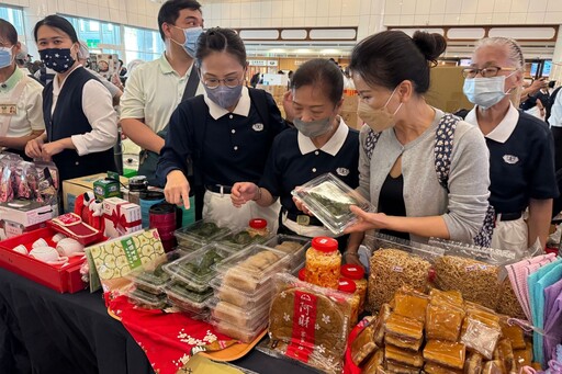 台中慈濟醫院大愛共善惜福市集 募愛助緬甸震災