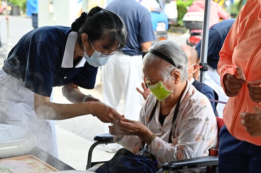 當祈願祈福的浴佛佛樂在臺南玉井及楠西響起