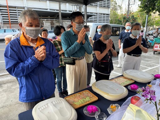 當祈願祈福的浴佛佛樂在臺南玉井及楠西響起