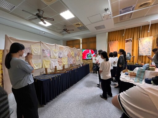 慈大駐校藝術家「植物染織創作藝術師生聯展」