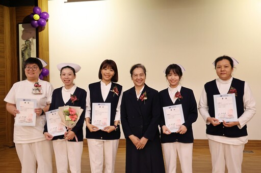 守護生命擁抱自我 花慈表揚護理師雙重精彩人生