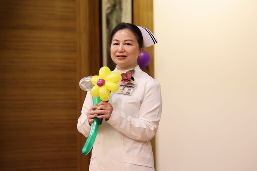 守護生命擁抱自我 花慈表揚護理師雙重精彩人生