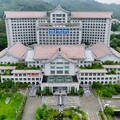 三節合一浴佛 三義台中兩醫院先後沐佛恩
