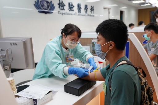台中慈濟十九年健檢扎根 信望愛院生融入社區醫療