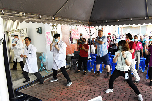 大林骨科醫師攜手慈濟志工溫馨齊走 守護鄉親健康