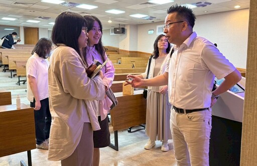 從心出發 慈大與花慈攜手探索藥師情緒與溝通力