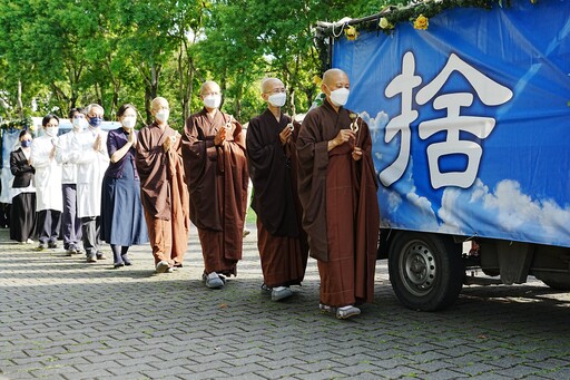 慈大模擬手術圓滿醫師傳承 點亮醫學教育之路