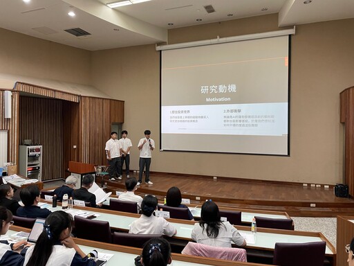 南慈中參與成大跨域合作課程 自主學習成果豐碩