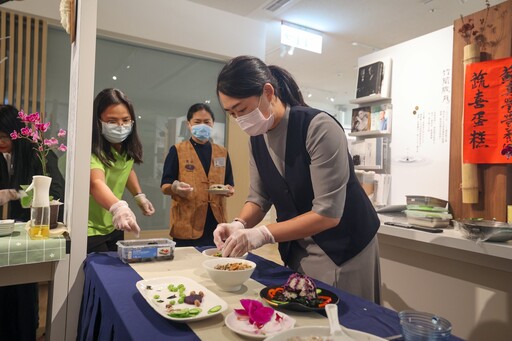 端午新食尚 花蓮慈院「蔬喜蛋糕」上桌